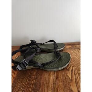 Women's Black Chaco Strapy Sandals sz 9 EUC